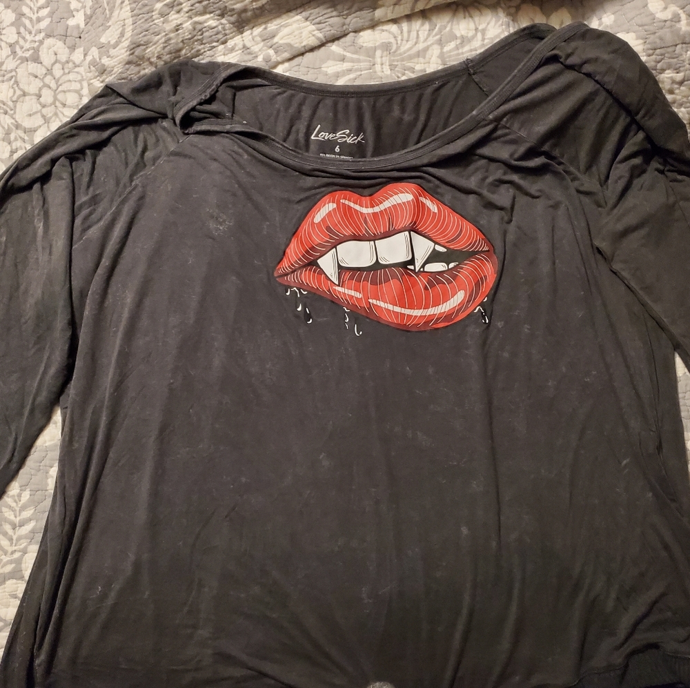 Torrid Lovesick lips and fangs long sleeve